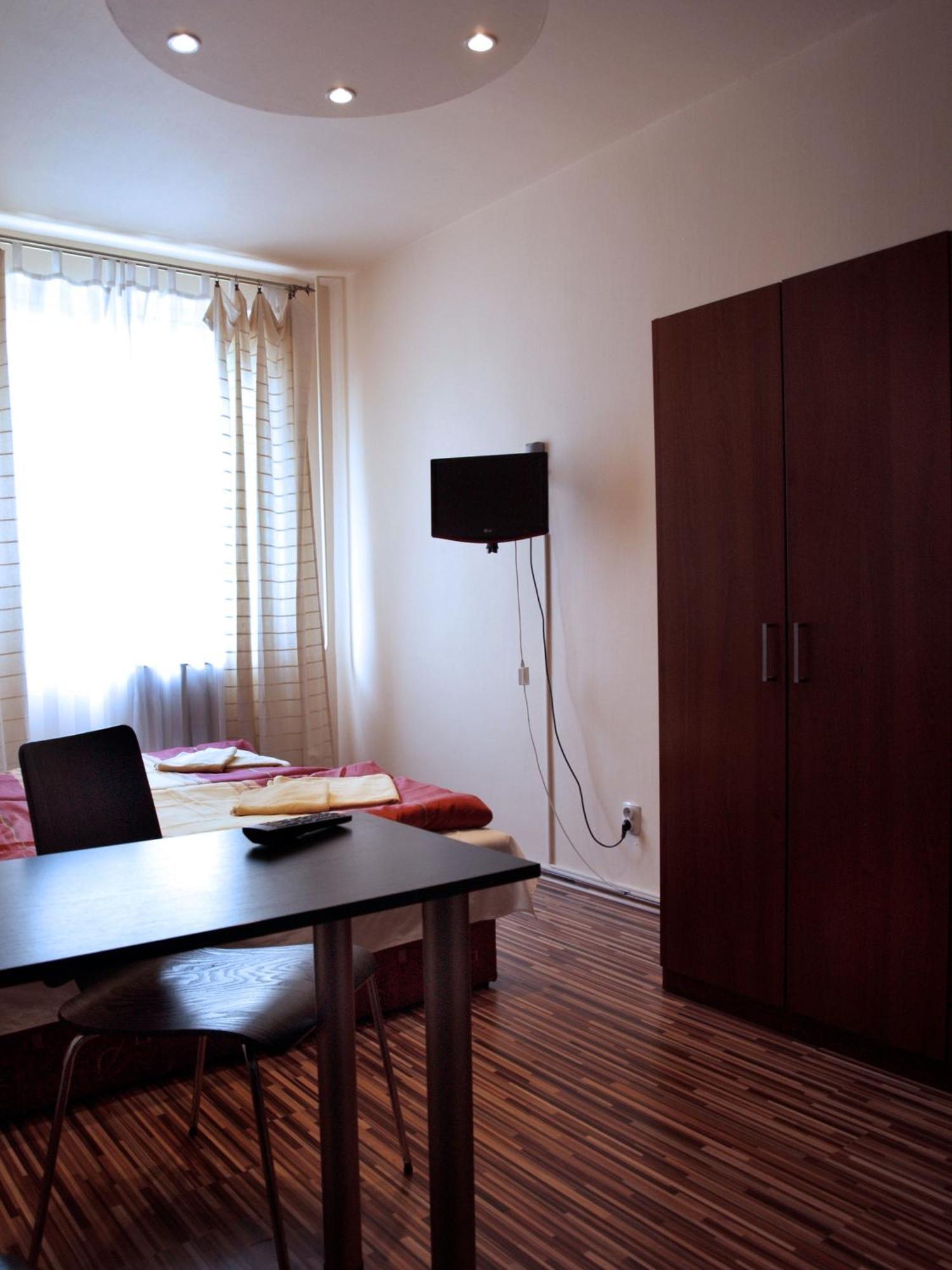 Budapest Center House — Photos 2